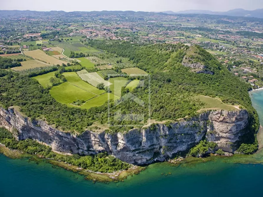 Immagine 17 di Casa semindipendente in vendita  in Via Valtenesi a Calvagese Della Riviera