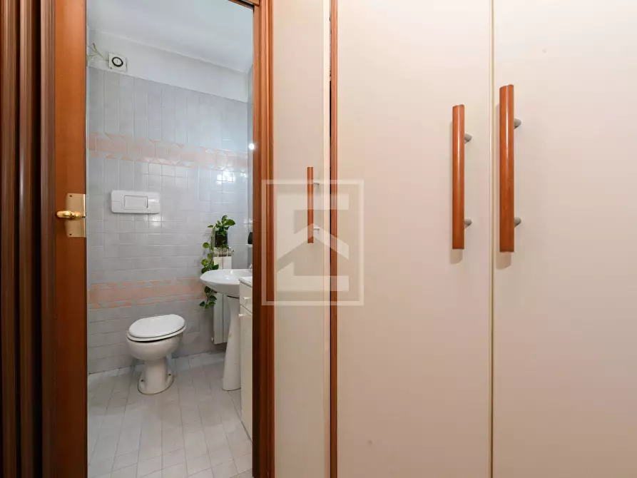 Immagine 6 di Appartamento in vendita  in via caravaggio 3 a Sirmione