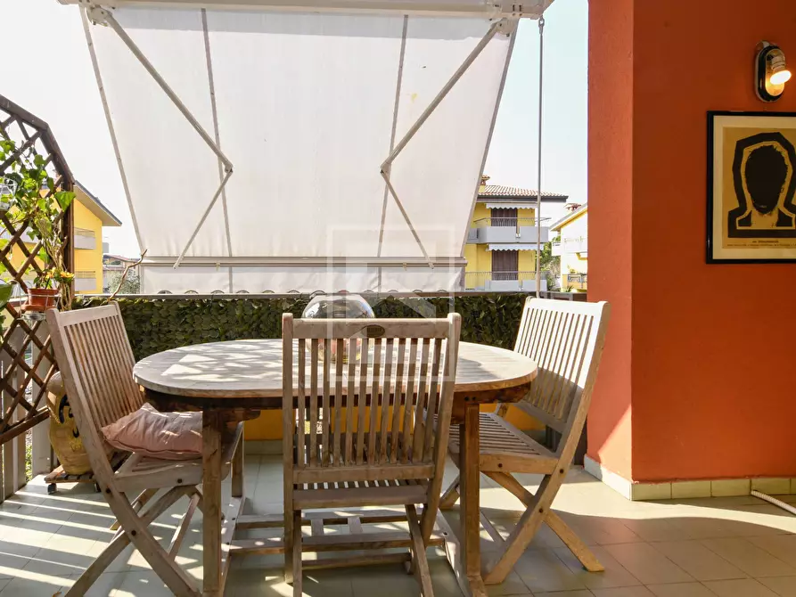 Immagine 9 di Appartamento in vendita  in via caravaggio 3 a Sirmione