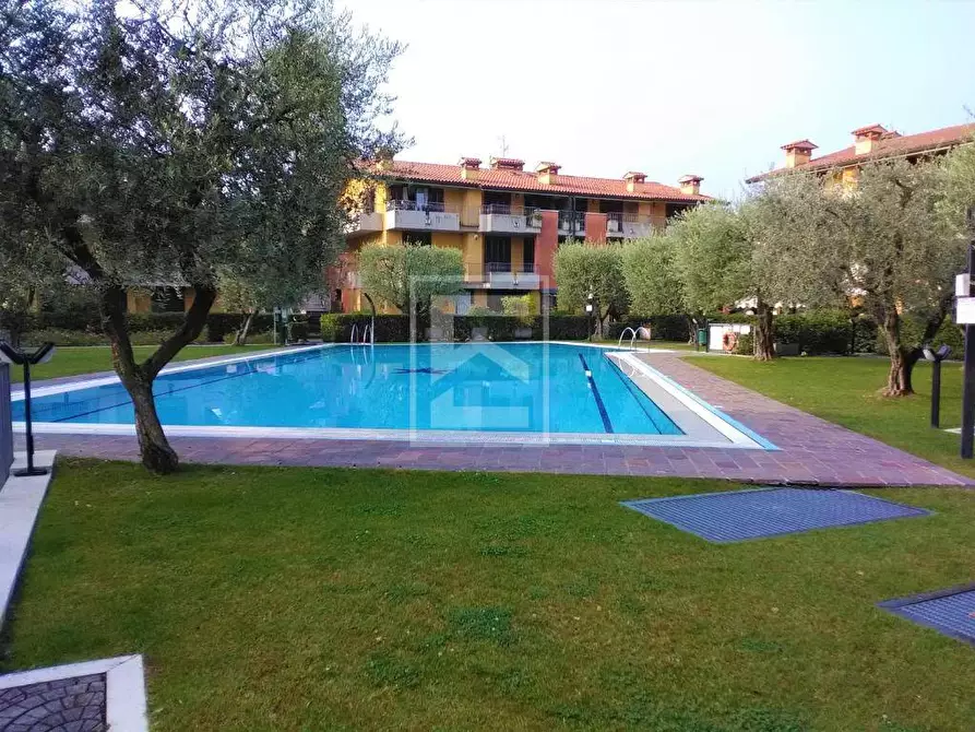 Immagine 27 di Appartamento in vendita  in via caravaggio 3 a Sirmione