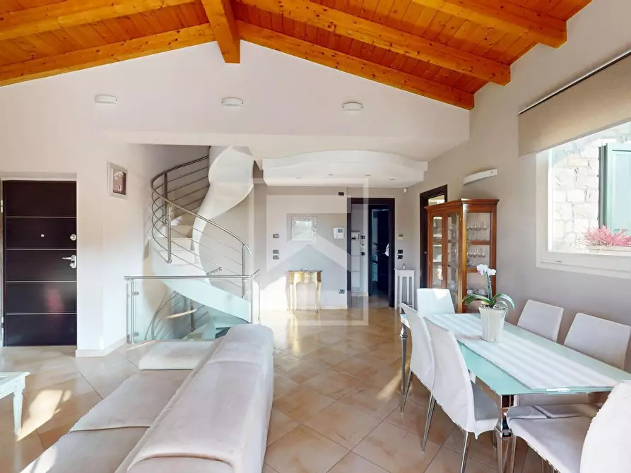 Immagine 6 di Villa in vendita  in via del Torchio 43 a Calvagese Della Riviera