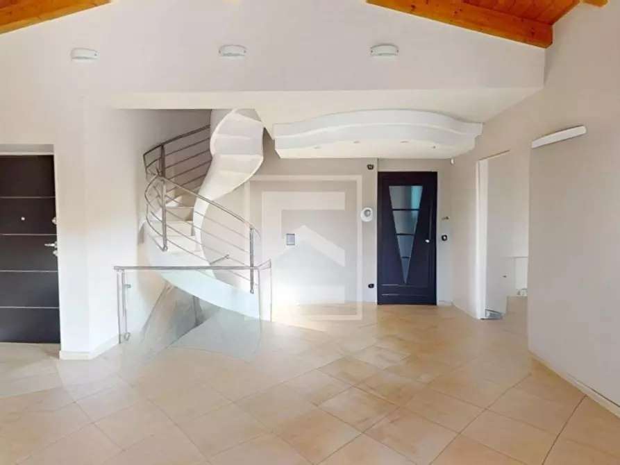 Immagine 9 di Villa in vendita  in via del Torchio 43 a Calvagese Della Riviera