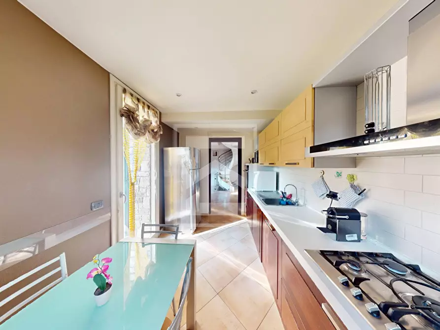 Immagine 13 di Villa in vendita  in via del Torchio 43 a Calvagese Della Riviera