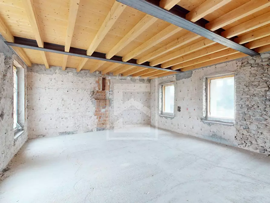 Immagine 13 di Casa indipendente in vendita  in Strada dei Colli Nord a Volta Mantovana