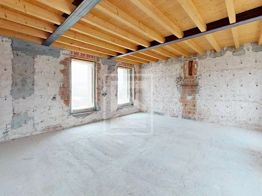 Immagine 17 di Casa indipendente in vendita  in Strada dei Colli Nord a Volta Mantovana