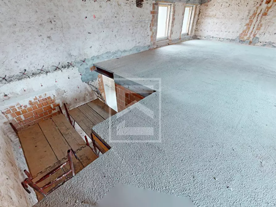 Immagine 30 di Casa indipendente in vendita  in Strada dei Colli Nord a Volta Mantovana