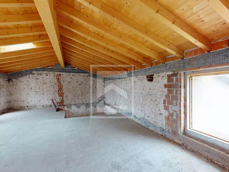 Immagine 26 di Casa indipendente in vendita  in Strada dei Colli Nord a Volta Mantovana