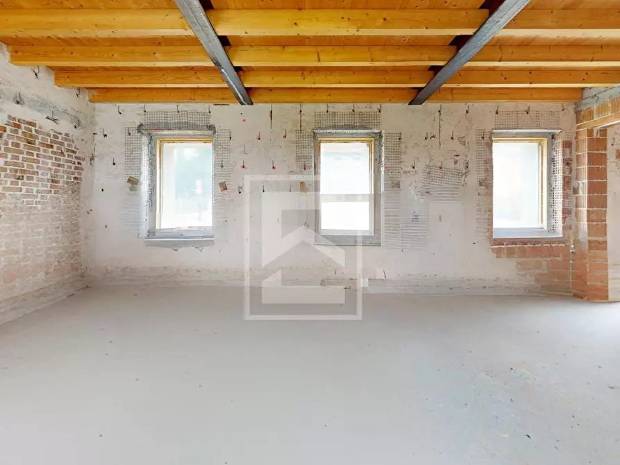 Immagine 11 di Casa indipendente in vendita  in Strada dei Colli Nord a Volta Mantovana