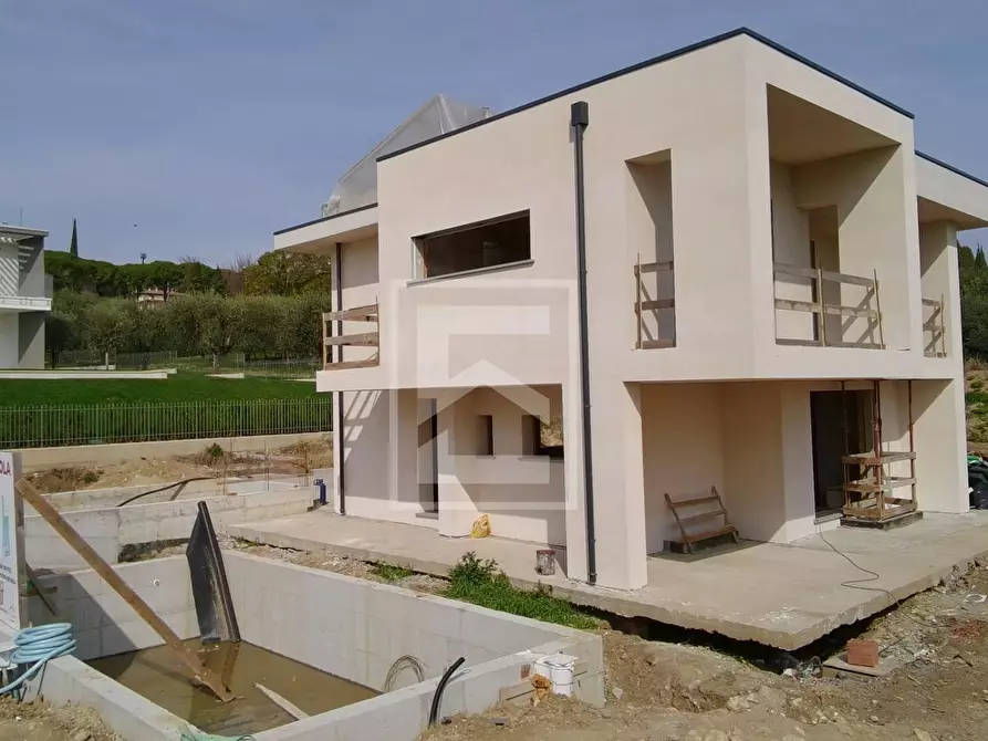Immagine 8 di Villa in vendita  in via madonna a Moniga Del Garda