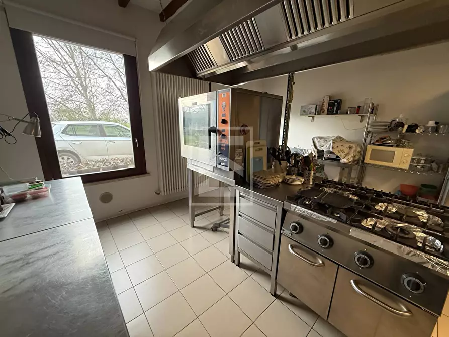 Immagine 28 di Rustico / casale in vendita  in strada gabbiana 6 a Castellucchio