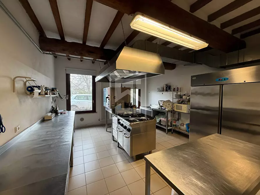 Immagine 29 di Rustico / casale in vendita  in strada gabbiana 6 a Castellucchio