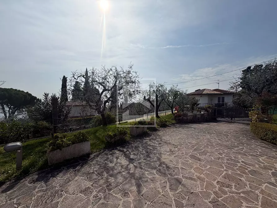 Immagine 17 di Villa in vendita  in via taromina 8 a Toscolano-Maderno