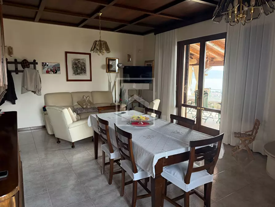 Immagine 30 di Villa in vendita  in via taromina 8 a Toscolano-Maderno