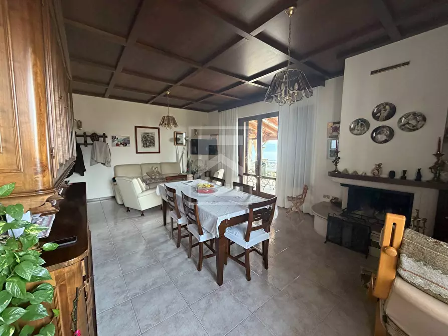 Immagine 31 di Villa in vendita  in via taromina 8 a Toscolano-Maderno