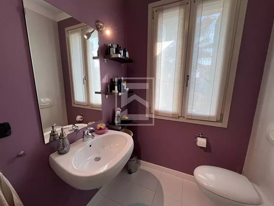 Immagine 10 di Villetta a schiera in vendita  in Via Cuccagna 13 a Lonato del Garda