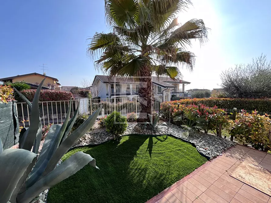 Immagine 16 di Villetta a schiera in vendita  in Via Cuccagna 13 a Lonato del Garda