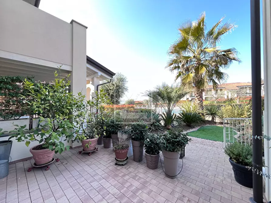 Immagine 52 di Villetta a schiera in vendita  in Via Cuccagna 13 a Lonato del Garda