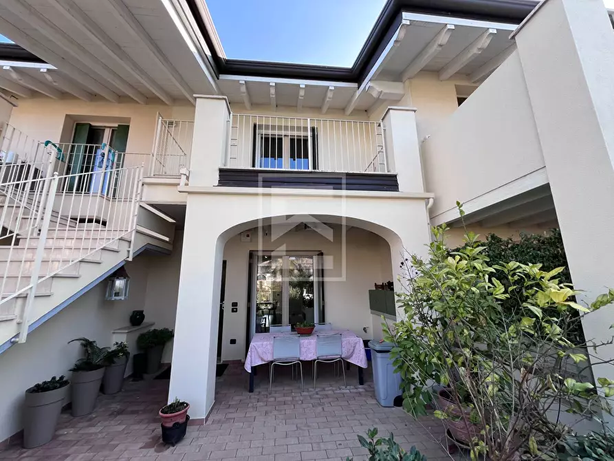 Immagine 56 di Villetta a schiera in vendita  in Via Cuccagna 13 a Lonato del Garda