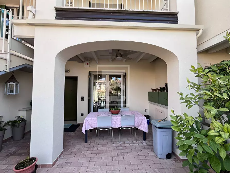 Immagine 21 di Villetta a schiera in vendita  in Via Cuccagna 13 a Lonato del Garda