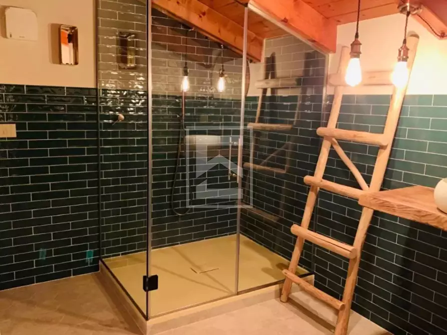 Immagine 34 di Albergo/B&B/Residence in vendita  in localita bellavista a Desenzano Del Garda