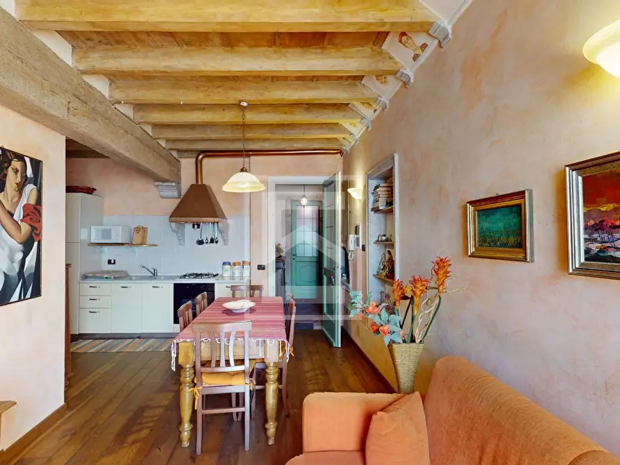 Immagine 1 di Appartamento in vendita  in Via Cavour 9 a Toscolano-Maderno