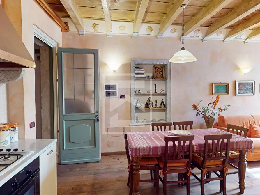 Immagine 6 di Appartamento in vendita  in Via Cavour 9 a Toscolano-Maderno