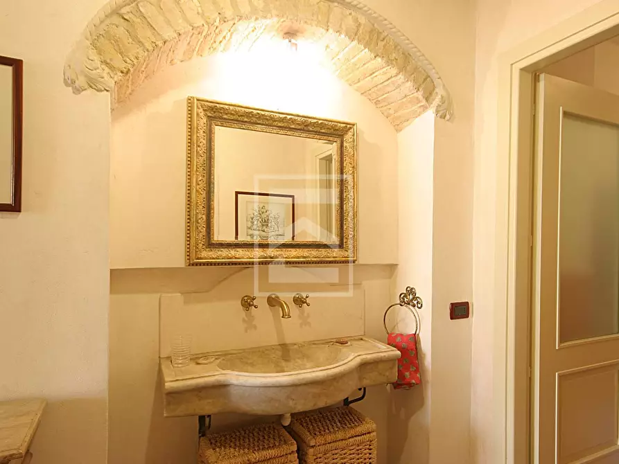 Immagine 8 di Appartamento in vendita  in Via Cavour 9 a Toscolano-Maderno