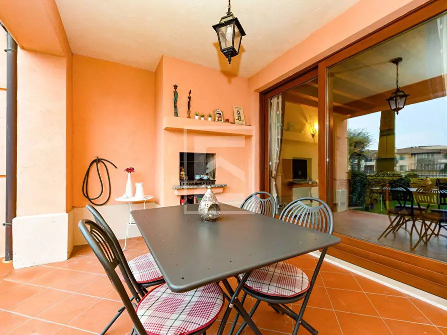 Immagine 3 di Appartamento in vendita  in Località Bassana a Peschiera Del Garda