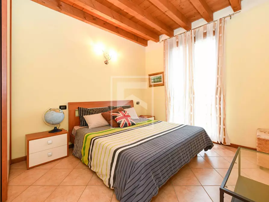 Immagine 13 di Appartamento in vendita  in Località Bassana a Peschiera Del Garda