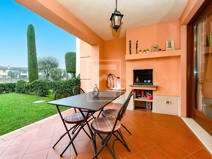 Immagine 28 di Appartamento in vendita  in Località Bassana a Peschiera Del Garda