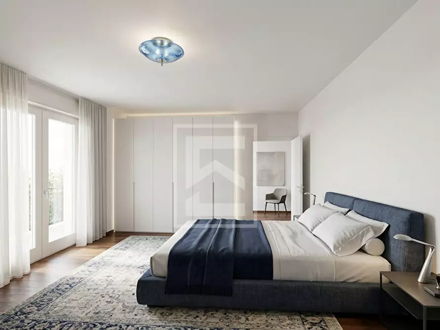 Immagine 10 di Attico in vendita  in Viale Motta a Desenzano Del Garda