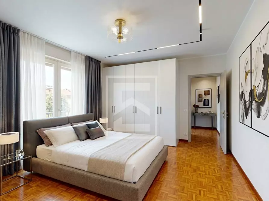 Immagine 12 di Attico in vendita  in Viale Motta a Desenzano Del Garda