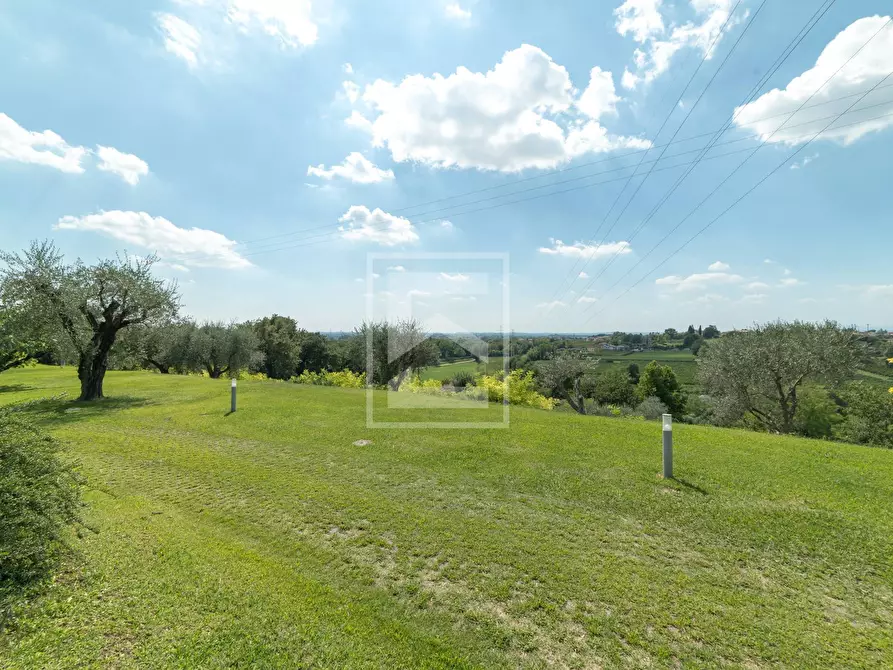 Immagine 31 di Villa in vendita  in via Tione 22 a Castelnuovo Del Garda