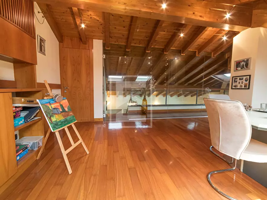Immagine 44 di Villa in vendita  in via Tione 22 a Castelnuovo Del Garda