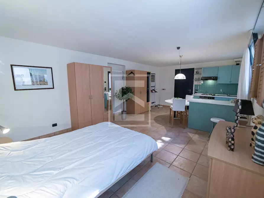 Immagine 66 di Villa in vendita  in via Tione 22 a Castelnuovo Del Garda