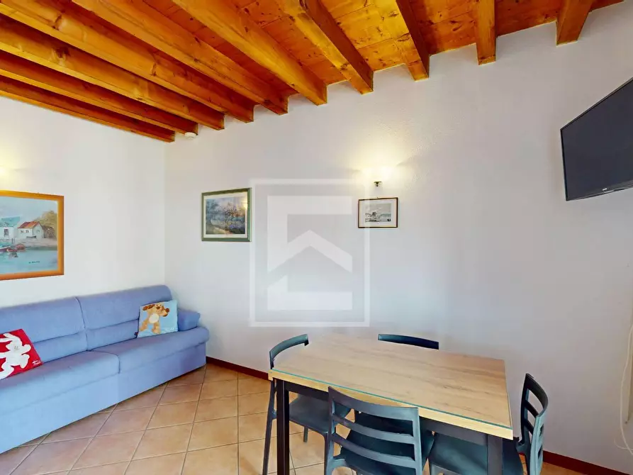 Immagine 17 di Appartamento in vendita  in Località Sermana 1 a Peschiera Del Garda
