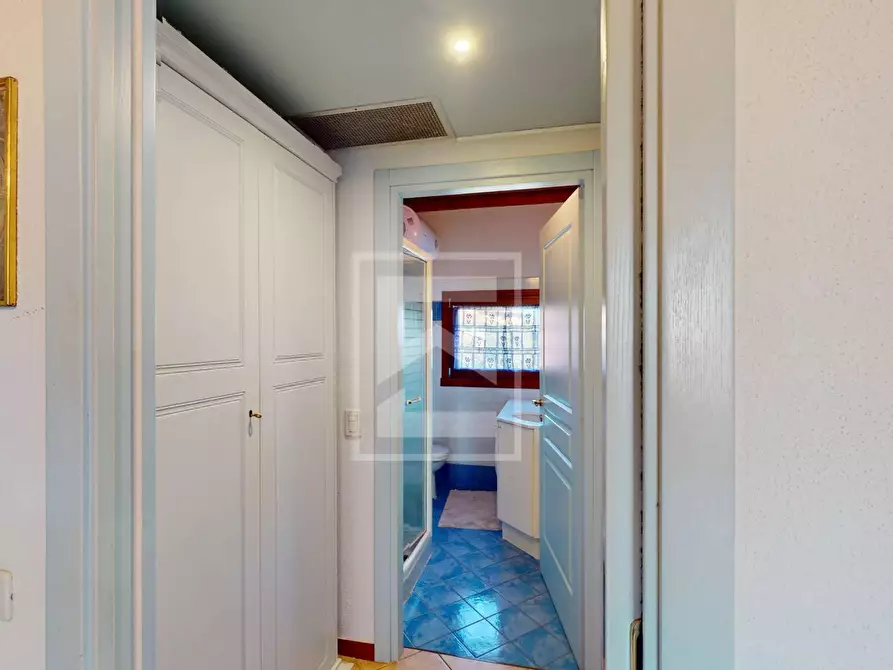 Immagine 20 di Appartamento in vendita  in Località Sermana 1 a Peschiera Del Garda