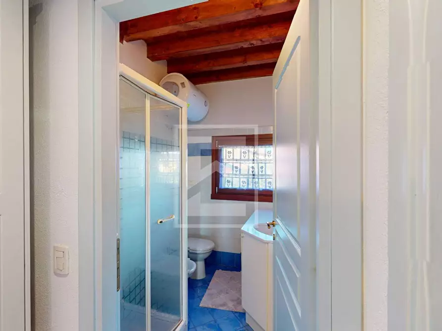 Immagine 21 di Appartamento in vendita  in Località Sermana 1 a Peschiera Del Garda