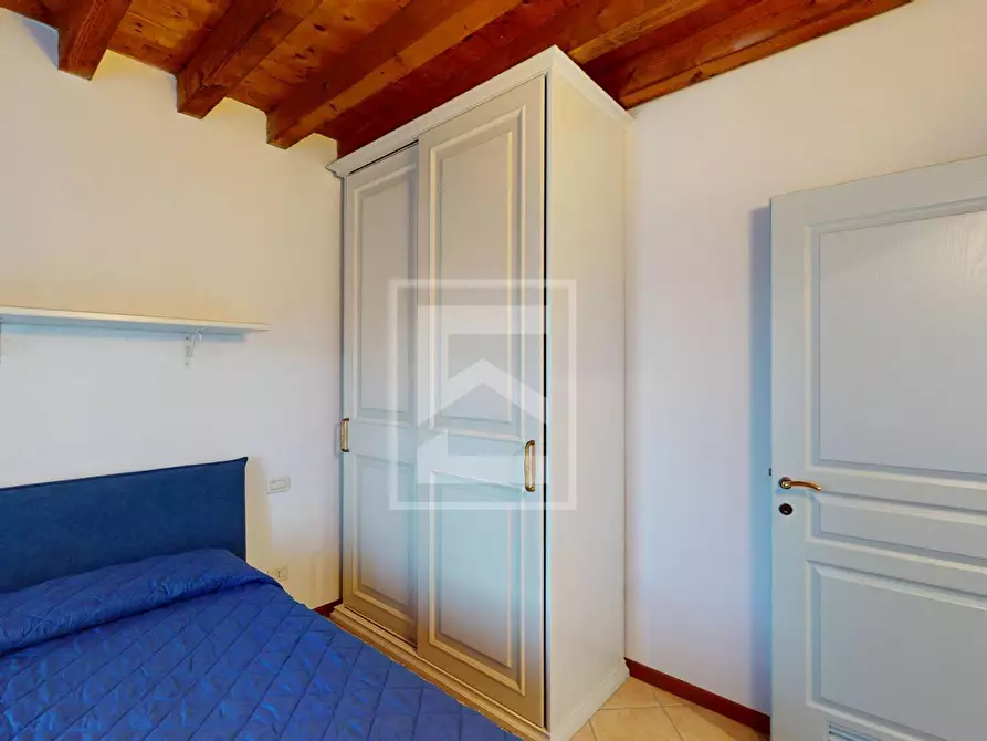 Immagine 27 di Appartamento in vendita  in Località Sermana 1 a Peschiera Del Garda