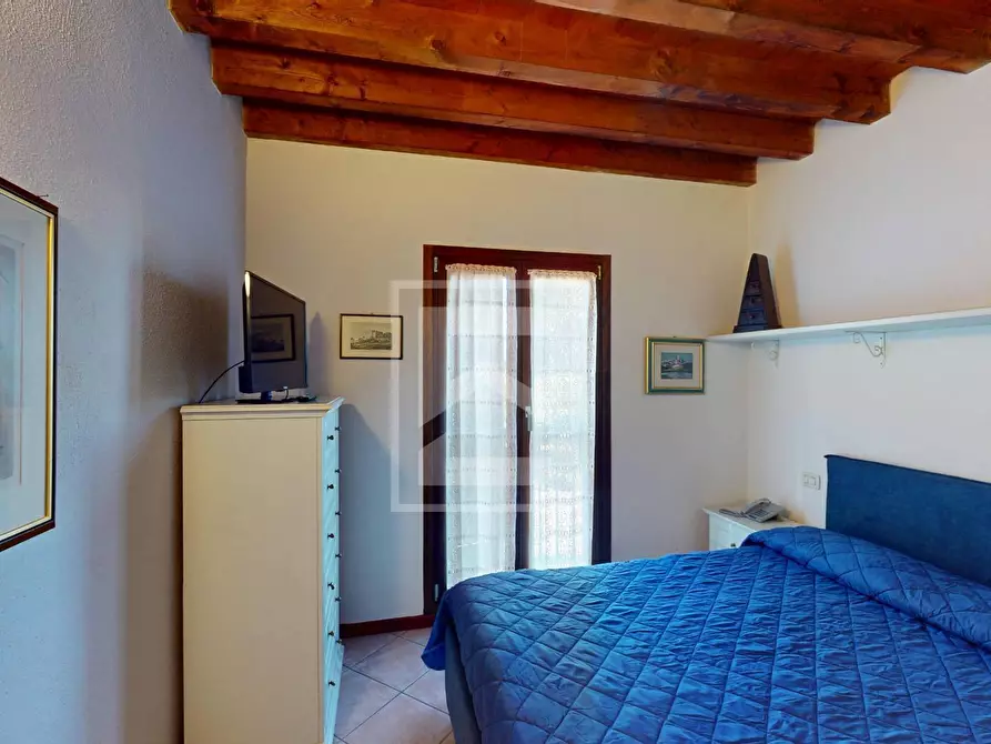 Immagine 28 di Appartamento in vendita  in Località Sermana 1 a Peschiera Del Garda