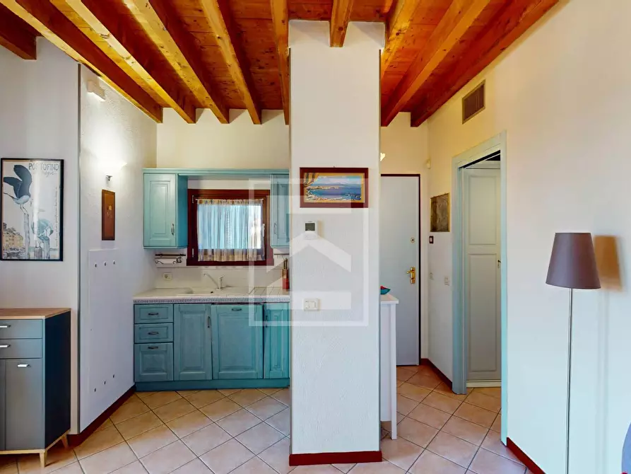 Immagine 10 di Appartamento in vendita  in Località Sermana 1 a Peschiera Del Garda