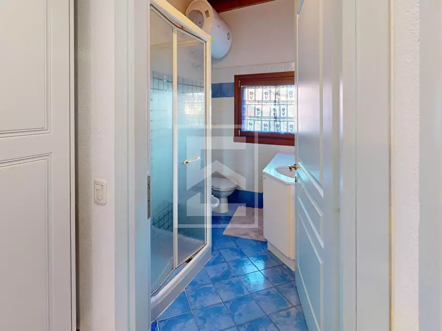 Immagine 22 di Appartamento in vendita  in Località Sermana 1 a Peschiera Del Garda