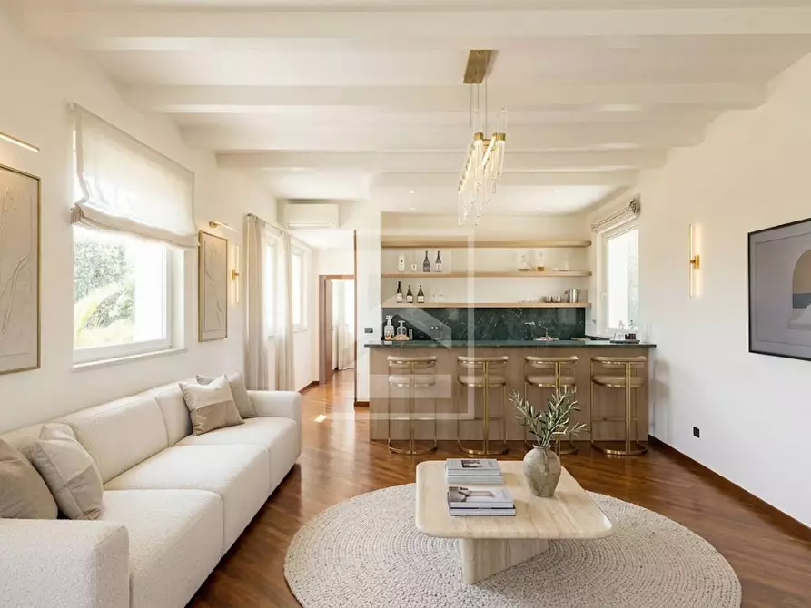 Immagine 16 di Villa in vendita  in Via Tommaso dal Molin 45 a Desenzano Del Garda