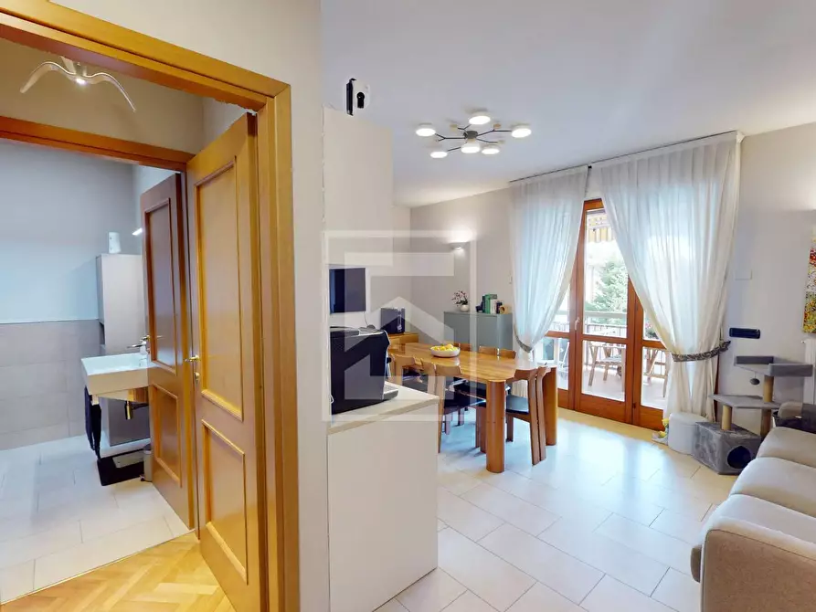 Immagine 1 di Appartamento in vendita  in Leopardi 7 a Toscolano-Maderno
