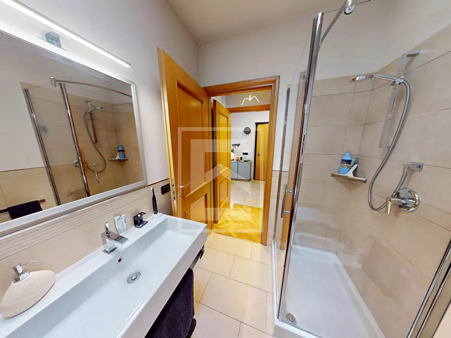 Immagine 13 di Appartamento in vendita  in Leopardi 7 a Toscolano-Maderno