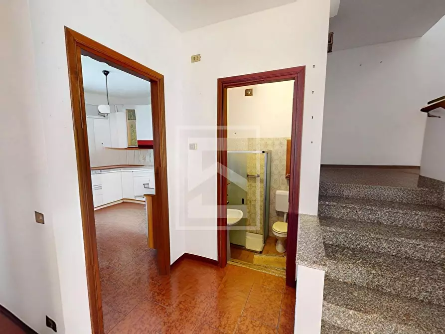 Immagine 7 di Villetta a schiera in vendita  in VIA DEL ROVETO 23 a Salò