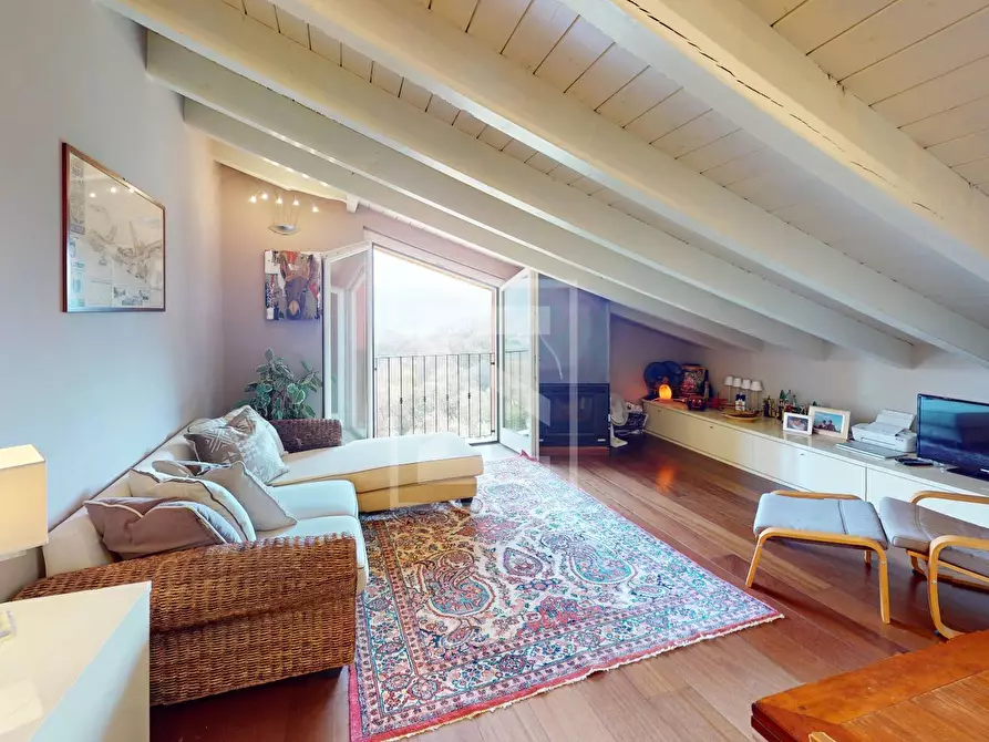 Immagine 2 di Attico in vendita  in le parti 1 a Salò