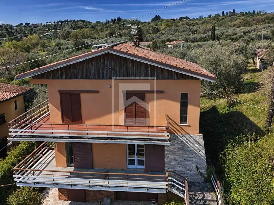 Immagine 6 di Villa in vendita  a San Felice Del Benaco