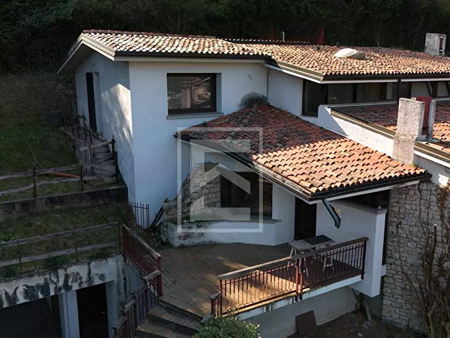 Immagine 43 di Villa in vendita  in via dei mulini 21 a Calvagese Della Riviera
