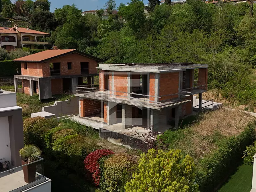 Immagine 4 di Villa in vendita  in via monte a Calvagese Della Riviera